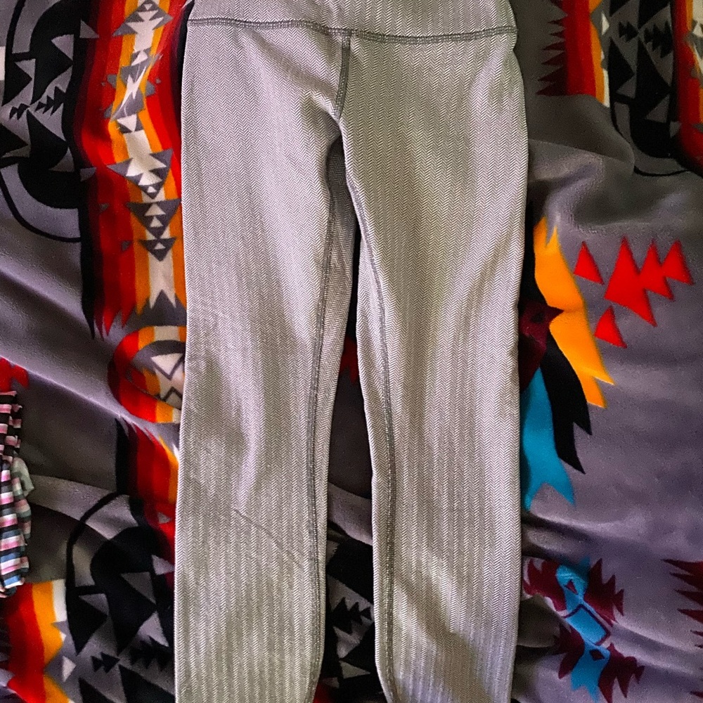 Size 2 Lululemon Capri leggings